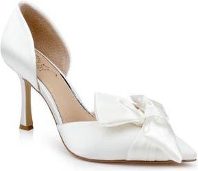 Badgley Mischka Sidney Pointed Toe dOrsay Pump in Ivory Satin at Nordstrom Rack, Size 7.5