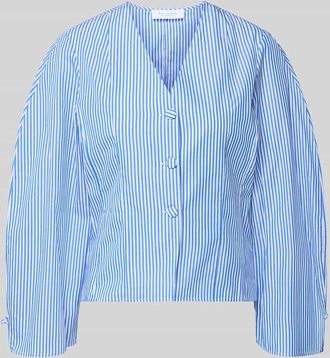 Rich & Royal Bluse mit V-Ausschnitt und Knopfleiste in Hellblau, Gr&ouml;&szlig;e 34