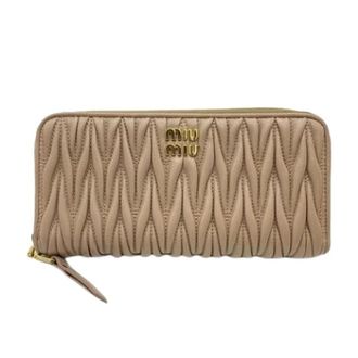 Miu Miu Pre-owned Matelasse Long wallet (bi-fold) - Dames - Vintage Accessoires - Beige - ONE Size - Leer - Vintage