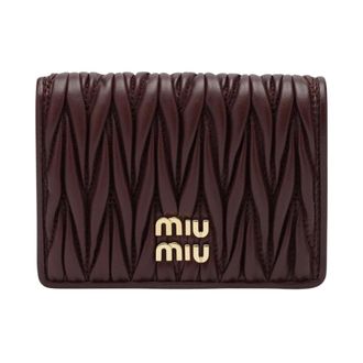 Miu Miu Cartera peque&ntilde;a de napa matelass&eacute; - Accessories - Mujer - Marr&oacute;n - ONE SIZE
