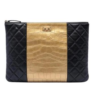 Chanel Pre-owned Quilted Embossed Leather Clutch - Dames - Pre-owned - Veelkleurig - Maat: ONE Size Leer