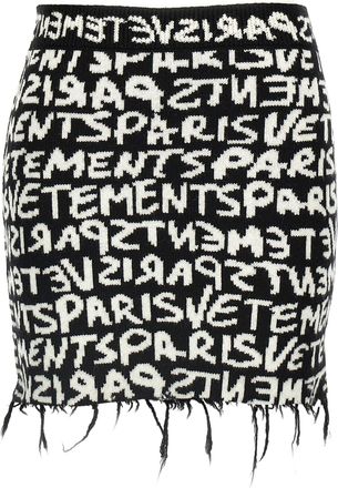 ミニスカート Moschino 'Texture' Print Mini Skirt Moschino Texture Print Mini Skirt from $586.00 - on Stylight