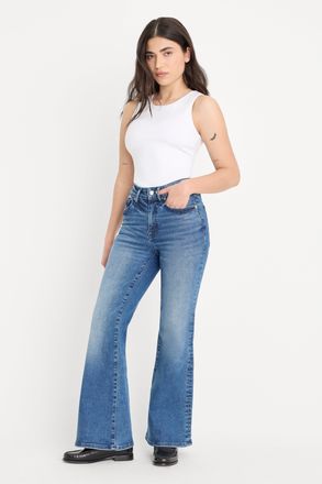 Good American Womens Always Fits Good Petite Flare Jeans | Indigo, Size 20-26 Plus | Good American by Khlo&Egrave; Kardashian