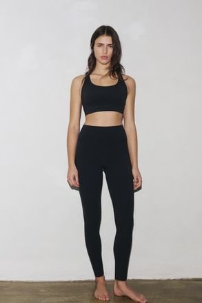 H&M Pocket-detail sports leggings with softmove in Black at Nordstrom, Size Small