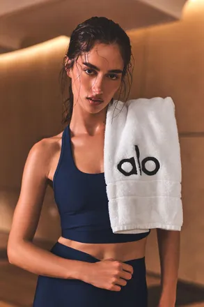 Alo | Airlift Super Sleek Bra Tank in Navy, Size: Medium