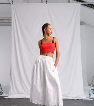 adidas Originals x ASOS - Gonna lunga bianca con dettagli in pizzo-Bianco