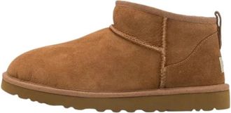 UGG Classic Ultra Mini - Heren - Enkellaarsjes - Bruin - 42 EU - Wol - Schoenen