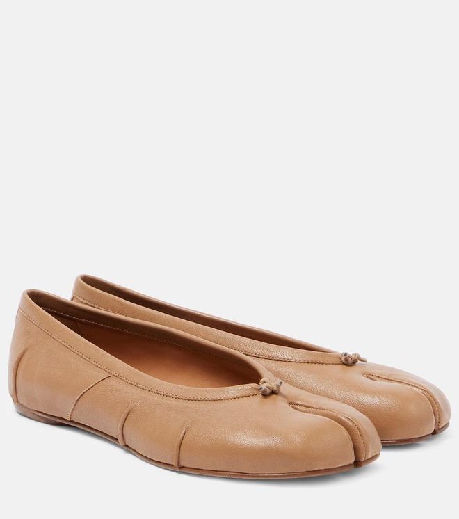 Tabi leather ballet flats
