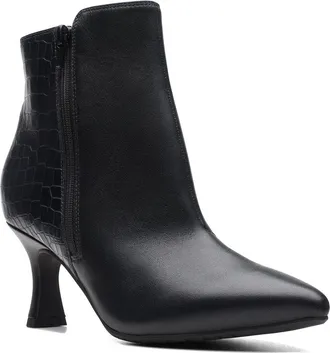 Clarks Kataleyna Glow Leather Boot