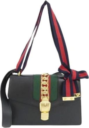 Gucci Pre-owned Shoulder Bags, female, Black, Size: ONE SIZE Pre-owned Sylvie Shoulder Bag