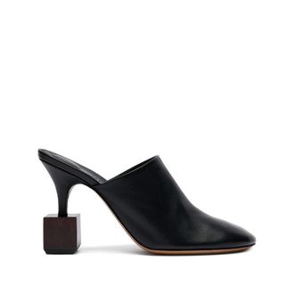 【送料&関税込】Jacquemus nuvola Heeled Mules Jacquemus 'nuvola' Heeled Mules | italist