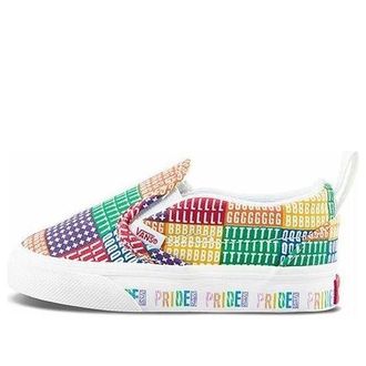Vans (TD) Vans Classic Slip-On Pride VN0A34883WJ