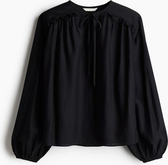 H&M Bluse mit Volants - Schwarz