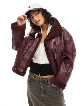 Bershka Giacca oversize in montone color bordeaux-Rosso