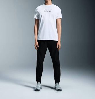 On MenS Running Pants In Black