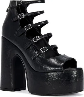 Azalea Wang Smitten Platform Sandal in Black at Nordstrom, Size 7.5