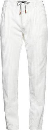 Eleventy PARTES DE ABAJO - Pantalones en YOOX.COM