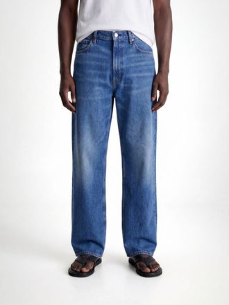 Calvin Klein Jeans baggy fit in denim con design a gamba larga
