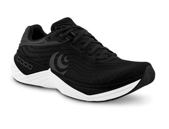 Topo Athletic Womens Ultrafly 5 Wide Shoe In Black/white