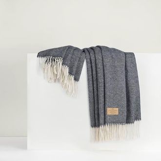 Lands Downunder Juno Cashmere Throw in Navy at Nordstrom