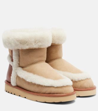 Chlo&eacute; Chlo&eacute; Dolcie shearling-trimmed ankle boots