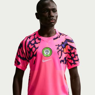 Nike Nigeria 2026 Stadium Goalkeeper Nike Mens Dri-FIT Soccer Replica Short-Sleeve Jersey in Pink | IB5313-645