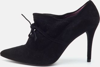 Stuart Weitzman Bow