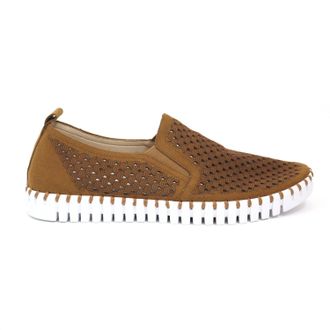 Ilse Jacobsen Mens Tulip Slip Ons In Cashew