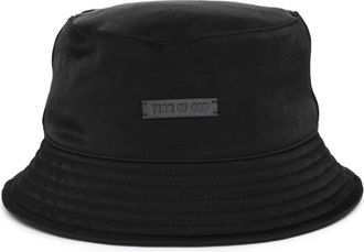 Fear of God logo-plaque tonal-design bucket hat - men - Nylon - S/M - Black