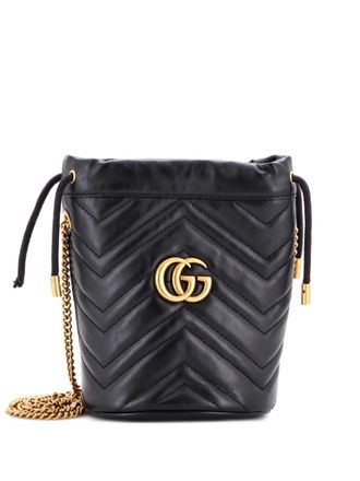 Gucci Borsa a secchiello GG Marmont mini in pelle matelass&eacute; - Nero