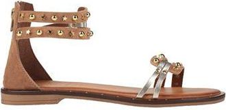 Diciottopiù FOOTWEAR - Sandals sur YOOX.COM