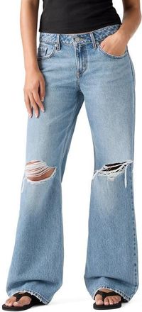 Levi's Low Loose Jeans in Shakey Ground at Nordstrom, Size 26 32