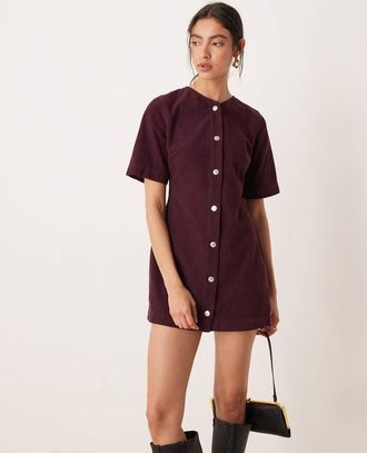 Asos Vestito corto color prugna in tessuto a coste con bottoni-Rosso