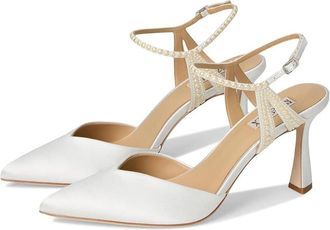 Badgley Mischka Womens Badgley Mischka Destinee Pump White Pearl Detail Pointed Shoes VER805