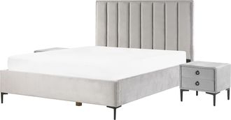 Beliani Conjunto De Dormitorio Tapizado En Terciopelo Gris Cama Con Almacenaje 160 X 200 Cm Con 2 Mesitas De Noche Tapizadas Sezanne