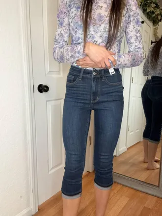 Judy Blue Jillie Denim Capri Jeans In Blue