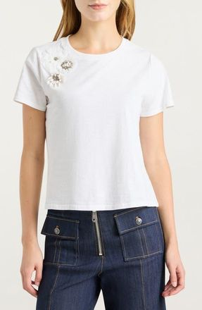 Cinq &agrave; Sept Crunchy Flower Appliqu&eacute; Shrunken Cotton T-Shirt in White at Nordstrom, Size X-Large