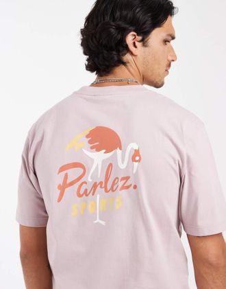 Parlez Clothing Marion - T-shirt rosa a maniche corte con grafica sul retro