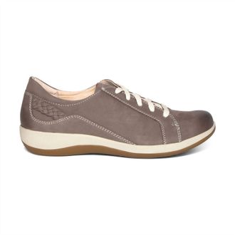 Aetrex Womens Dana Lace Up Sneaker In Warm Grey