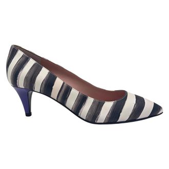 Love Moschino Decollete - female - Love Moschino - Pumps - White - 4 UK - Shoes