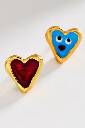 10 Decoart Art Gigglers Heart Post Earrings