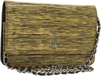 Chanel Pre-owned Clutches, female, Yellow, Size: ONE SIZE Pre-owned Leather Clutch