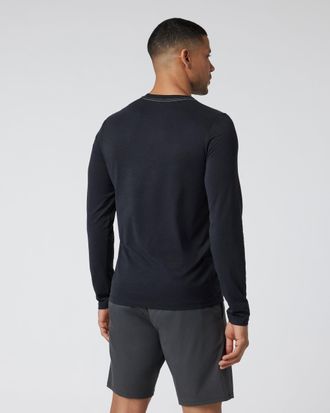 Vuori Clothing Long Sleeve Current Tech Tee | Black | Medium