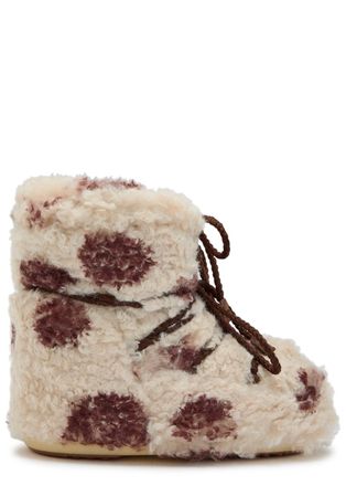 Moon Boot Moon Boot Icon Curly Cow-print Faux fur Ankle Snow Boots - Cream - 42/44 (IT42 - 44 / UK9 - 11)