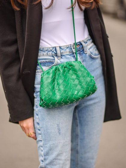 Sogni un armadio di must-have Bottega Veneta? Le alternative simili su cui puntare
