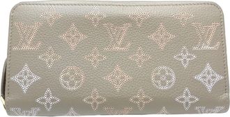 Louis Vuitton Monogram Gray Mahina Leather Long Wallet (Bi-Fold) (Pre-Owned)
