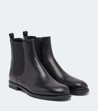 Manolo Blahnik Chelsa leather Chelsea boots