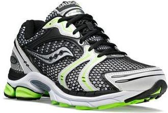 Saucony ProGrid Triumph 4 Running Shoe in Black/silver at Nordstrom Rack, Size 10.5
