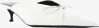 Balenciaga Spitze Arena-Leder-Pantoletten mit kleinem Absatz Knife Bow 40