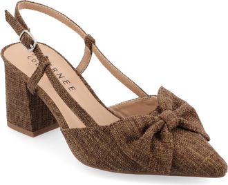Journee Collection Women & apos;s Tailynn Medium and Wide Width Pumps